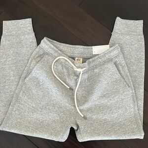 American Eagle Outfitters Grey Jogger Sweatpants-Make an offer!